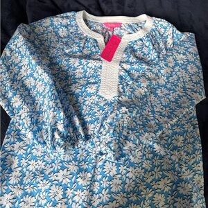 Lilly Pulitzer Blue and White Daisy Blouse